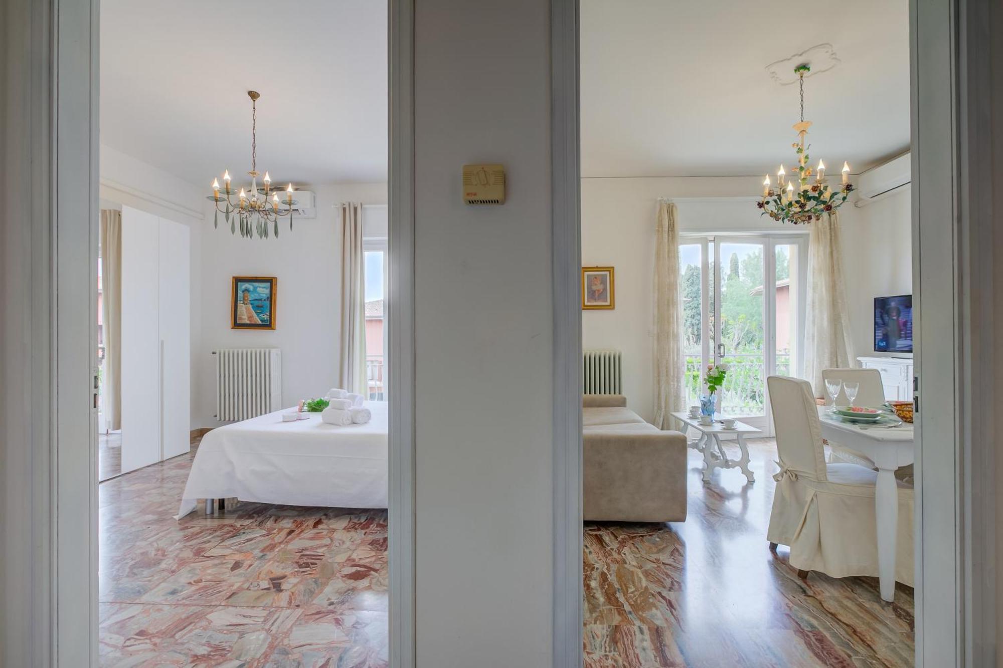 Casa Milly - Happy Rentals Desenzano del Garda Ngoại thất bức ảnh